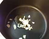 白菜をたっぷりつかった　即席味噌煮込まず作り方2写真