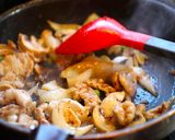 豚肉と玉ねぎのハニーマスタード炒め作り方4写真