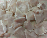 お肉しっとり柔らか＊鶏胸肉のオイマヨ炒め作り方1写真