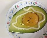 簡単！アボカドにすっぽり卵作り方2写真