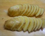 新じゃがとパプリカの甘辛オイスターソース作り方1写真