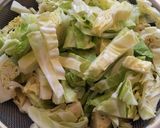 春キャベツのブレゼ(蒸し煮)作り方1写真