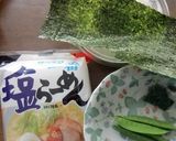 サッポロ一番塩ラーメンで、とろろラーメン作り方1写真