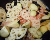 ごはんがすすむ！豚バラと野菜の味噌炒め作り方2写真