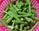 みずぶき（うわばみ草）浅漬作り方2写真