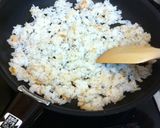 おにぎりリメイク☆レタスとツナの炒飯作り方3写真