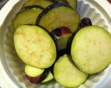茄子と玉葱の塩昆布おかか胡麻和え作り方1写真