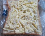 めちゃ簡単♬チーズマヨトースト♬作り方2写真