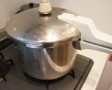 圧力鍋でCoCo壱風チキン煮込みカレー作り方3写真