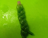 お弁当にも＊ほうれん草の三つ編み作り方5写真