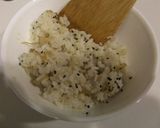 ごま油香る生姜ごぼう味噌のおにぎり作り方2写真