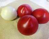 旬をたーっぷり♪トマトと新玉ねぎのサラダ作り方1写真