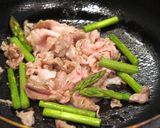豚肉とアスパラの味噌にんにく炒め作り方4写真