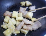 豚ばら肉とさつま芋の照り焼き作り方5写真