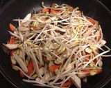 節約☆ふわふわもやし入り鶏だんご汁作り方7写真