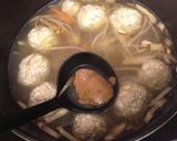 節約☆ふわふわもやし入り鶏だんご汁作り方10写真