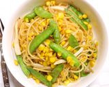 きぬさやコーンのガーリック醤油和風パスタ作り方5写真