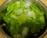 ヘルシー！レタスとトマトの中華スープ♪作り方1写真