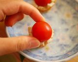 お弁当の隙間に！！ちくわでお花♥作り方3写真