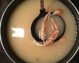 出汁が効いてるカニのお味噌汁作り方2写真