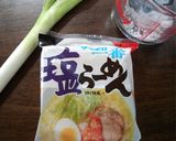焦がしネギのとろみ塩ラーメン作り方1写真