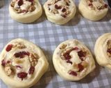 胡桃とクランベリーのレモンチーズロール作り方11写真