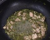 鶏肉とくたくたブロッコリーのパスタ作り方5写真