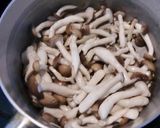 しめじとハムのほんのり甘いケチャップ炒め作り方3写真
