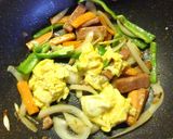 スパム×野菜×卵の醤油麹・黒酢炒め作り方7写真