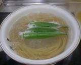 オクラなめたけとポーチドエッグのパスタ作り方3写真