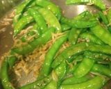 絹さやと卵のバター炒め作り方3写真