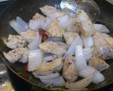 鶏むね肉と新玉ねぎの生姜クリームパスタ作り方3写真
