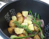 鶏・新じゃがのハーブ焼き煮 炊飯器簡単作り方3写真