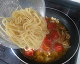 今日は、あさりとトマトのパスタよ！作り方8写真