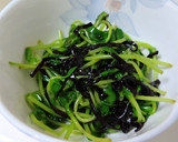 豆苗を塩こんぶとごま油で和えて作り方3写真