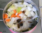 白菜と卵の具だくさんスープ☆作り方3写真