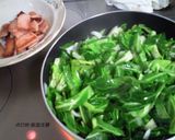 春新キャベツの外葉と新玉ねぎのスパム炒め作り方5写真