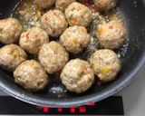 肉だんご…揚げずにヘルシ〜(o˘◡˘o)作り方8写真
