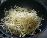 ワカメともやしの炒め物~♪作り方3写真