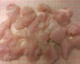 お肉柔らか＊鶏胸肉のガリバタマヨ炒め作り方1写真