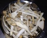 サッと簡単キノコ茄子竹の子醤油バター炒め作り方1写真