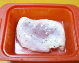 お弁当用に冷凍保存！レンジペッパー鶏ハム作り方4写真