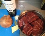 失敗しない簡単本格的な牛肉赤ワイン煮込み作り方1写真