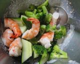 残ったエビで胡麻マヨサラダ作り方4写真