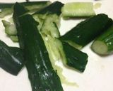 夏サッパリ‼やみつき♡たたき梅きゅうり♡作り方1写真