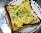 超簡単!卵とチーズとからしマヨトースト☆作り方3写真