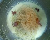 興味津々♪…カルボナーラ風塩らーめん作り方5写真