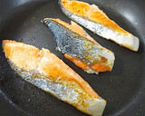 簡単☆鮭と小松菜の炊き込みご飯☆作り方2写真