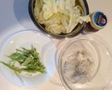 シラスと春キャベツのアンチョビ風味パスタ作り方1写真