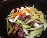 セロリと牛肉のオイスター＆黒コショウ炒め作り方3写真